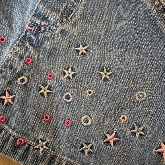 ✨ Baby Girl Denim Jumper Dresses – 2-Piece Lot – Embroidered Details ✨ - Picture 7 of 7